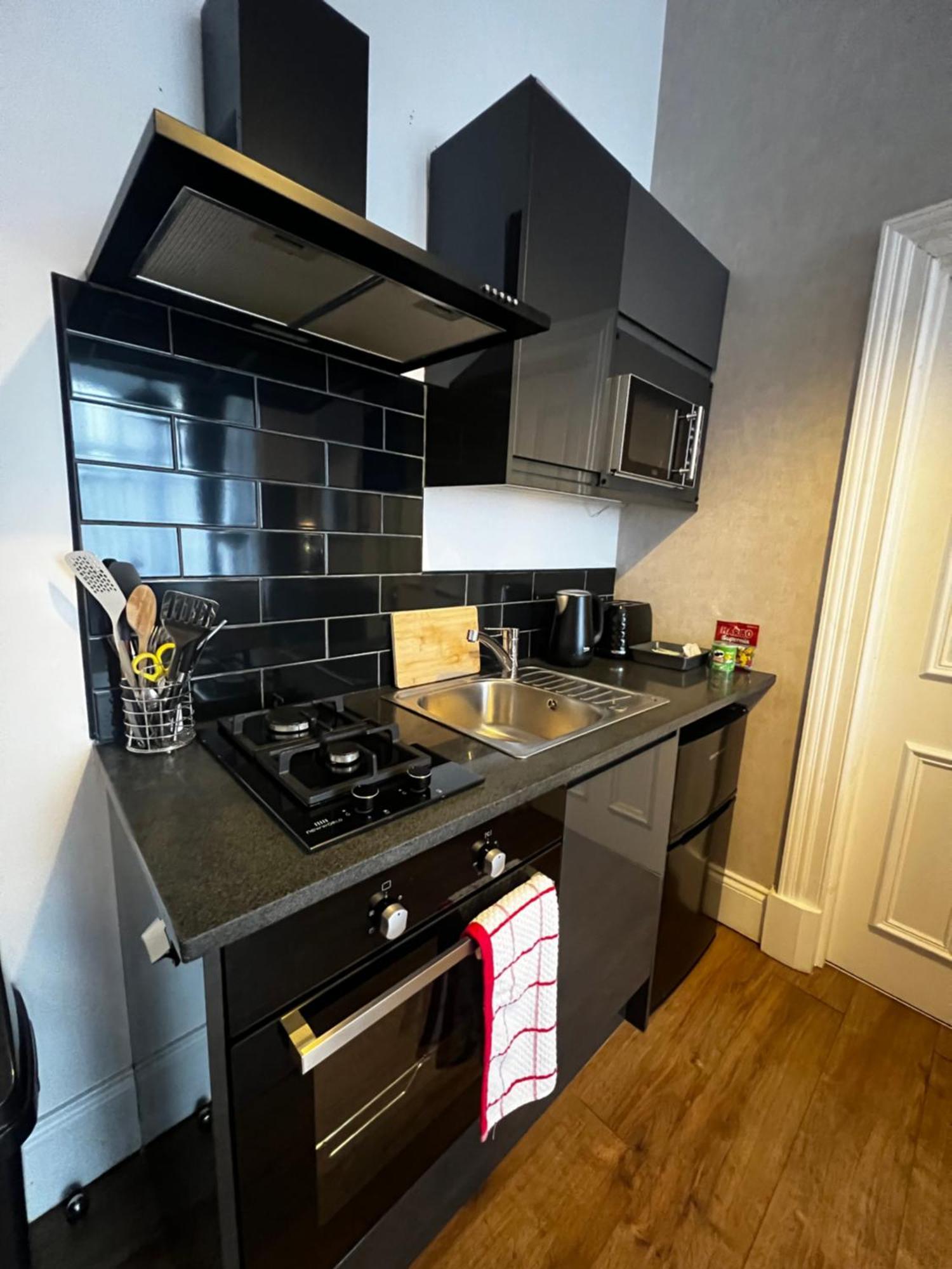 Amani Apartments - Glasgow City Centre Екстериор снимка
