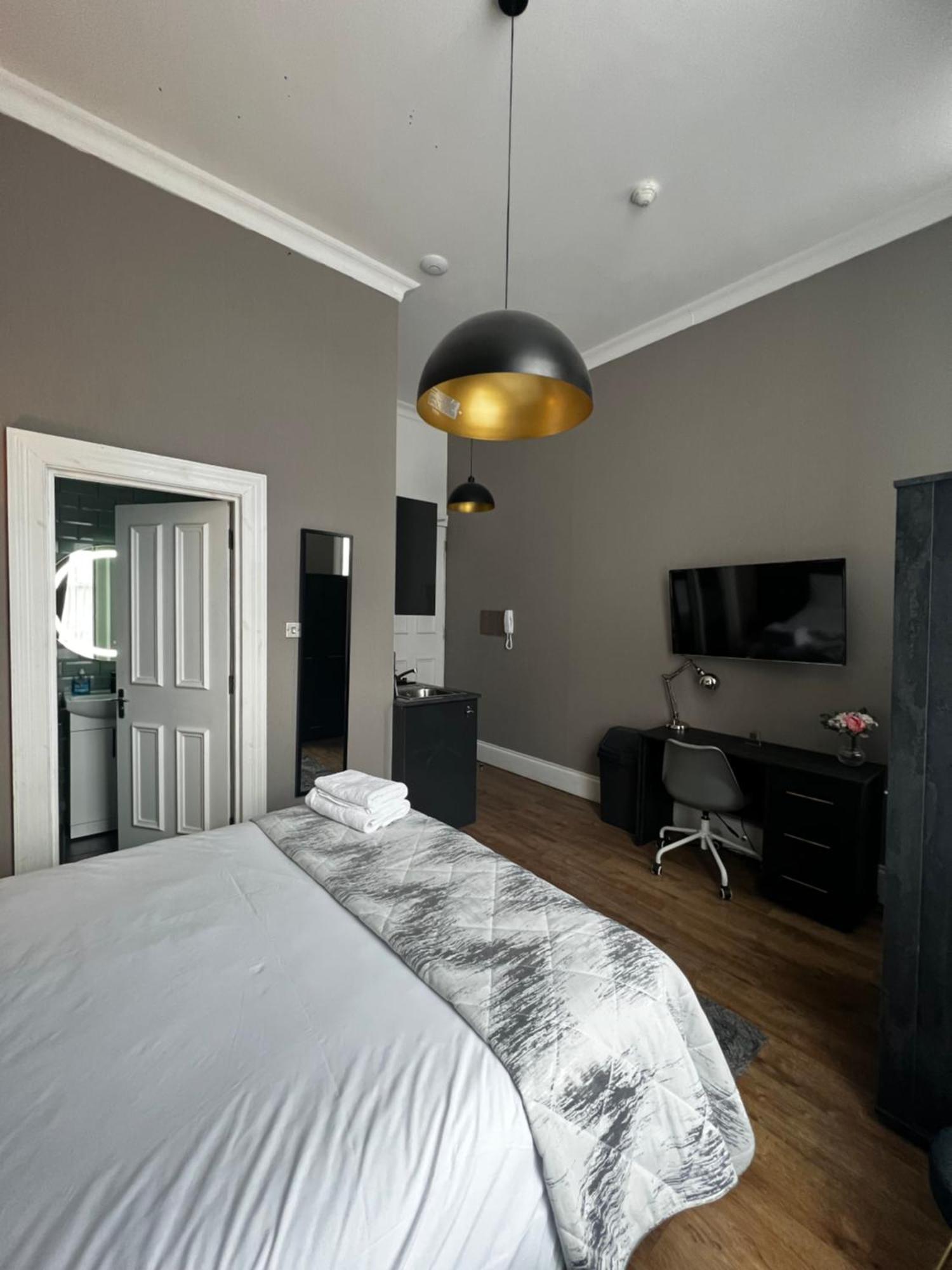 Amani Apartments - Glasgow City Centre Екстериор снимка