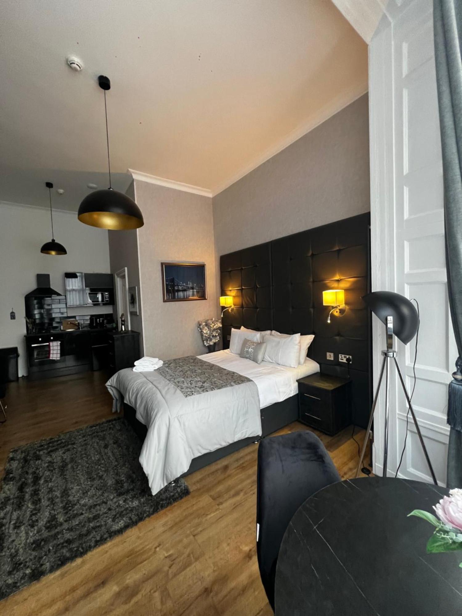 Amani Apartments - Glasgow City Centre Екстериор снимка